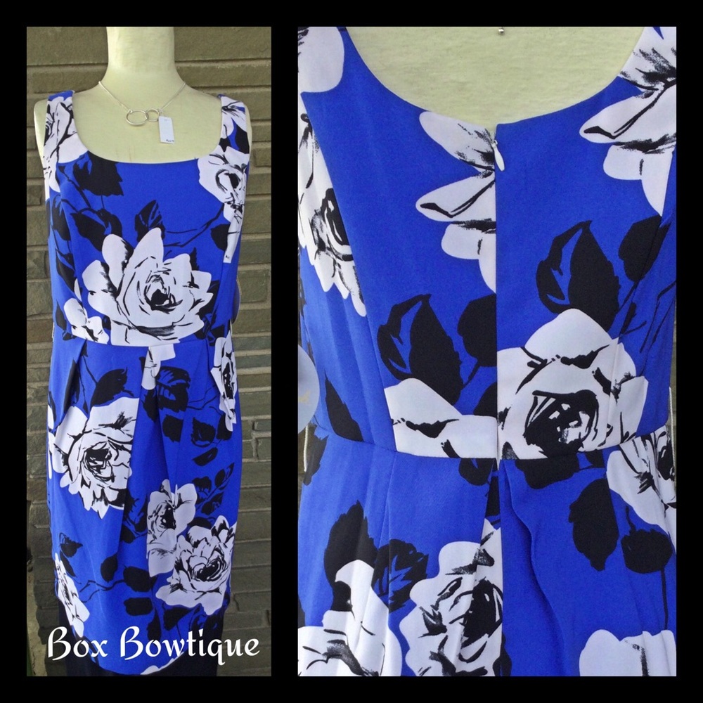 ⭐️Host Pick⭐️Royal Floral Dress